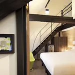 Hotel Le Colombier 4*