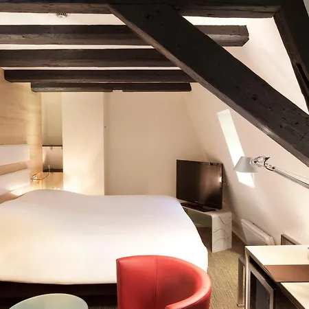 Le Colombier 4*