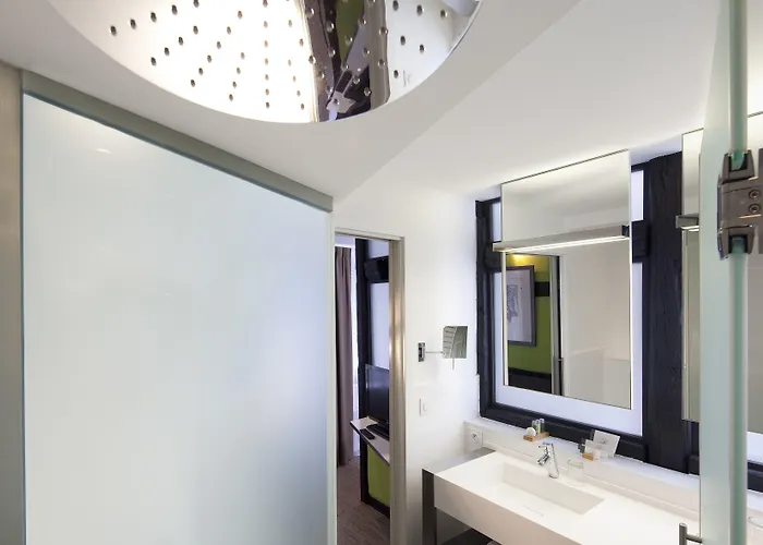 Hotel Le Colombier 4*